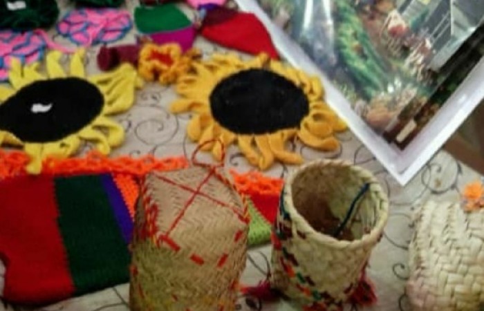 نمایشگاه دست ساخته های دانش آموزان در دلگان برپا شد