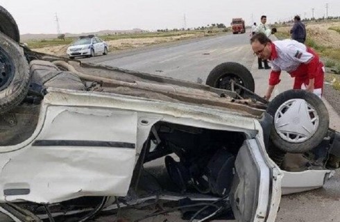 پنج مصدوم بر اثر واژگونی خودرو پراید در محور جلگه به ایرانشهر