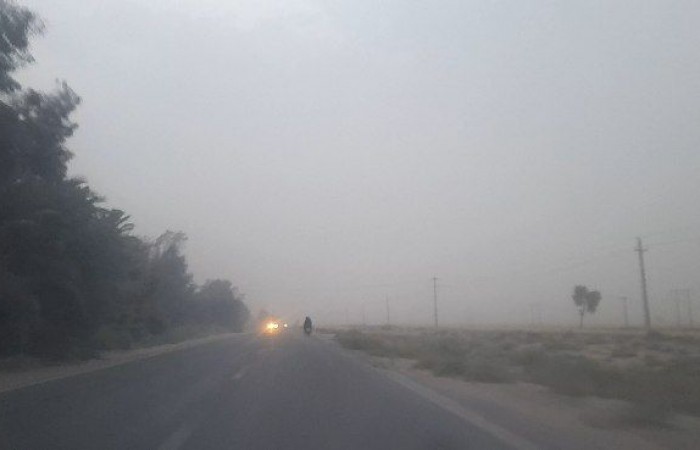 طوفان گردوخاک شهرستان دلگان را در نوردید
